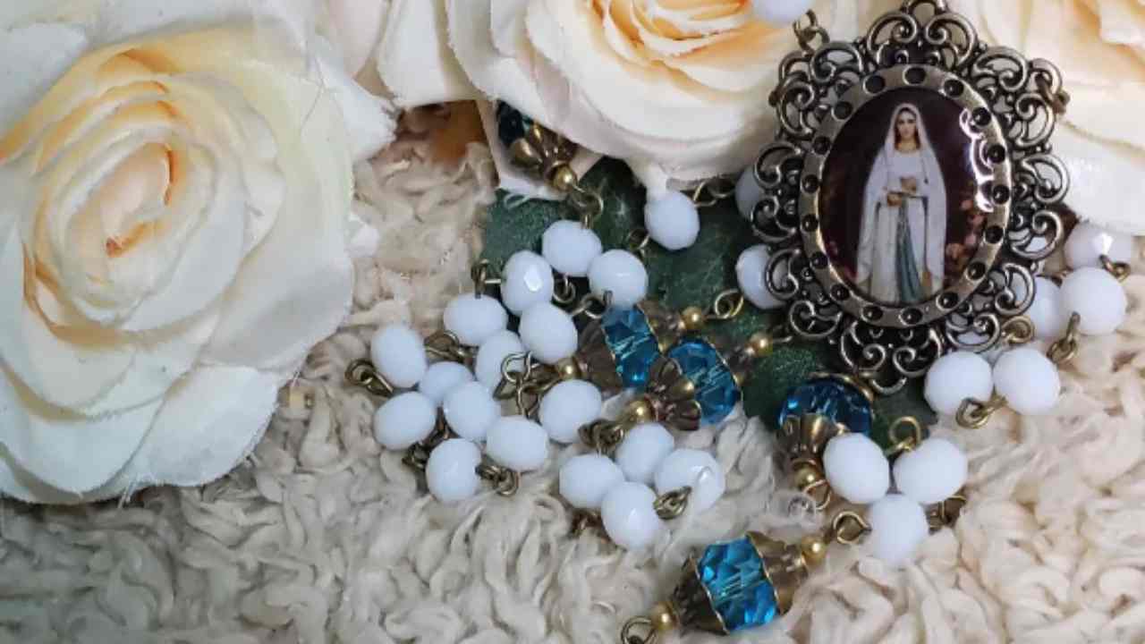 Maggio mese di Maria e dei fiori