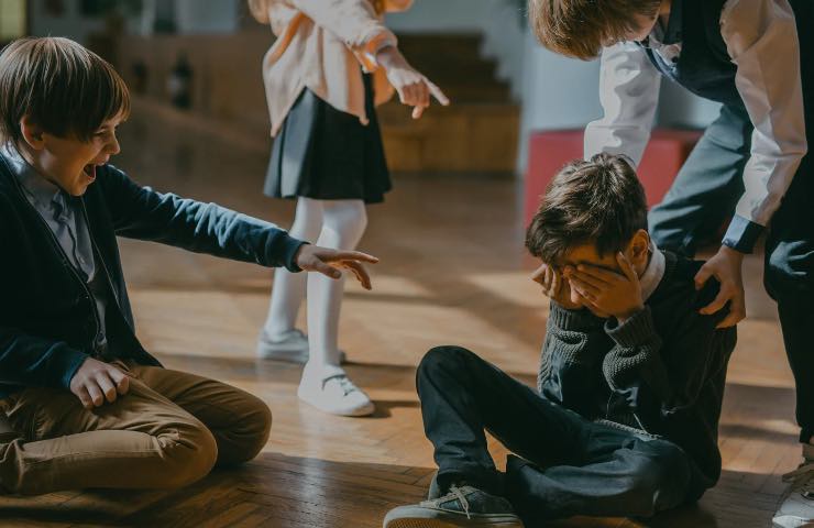 Abbiategrasso, paura nelle scuole