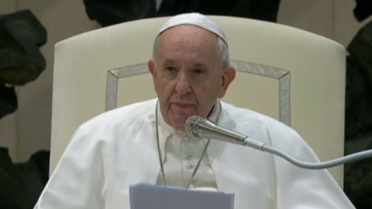 Bergoglio nomina i poveri