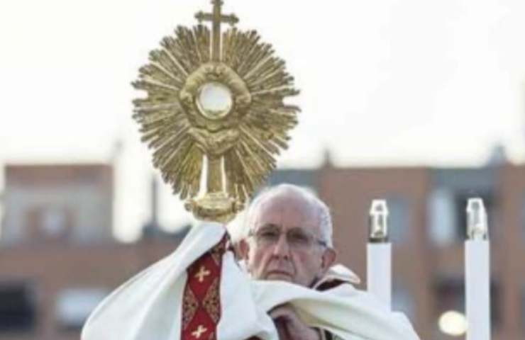 Santa Eucarestia