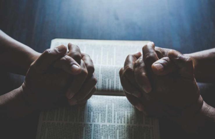 aiuto per i sacerdoti