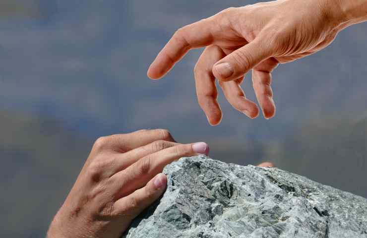 Solidarietà agli emarginati