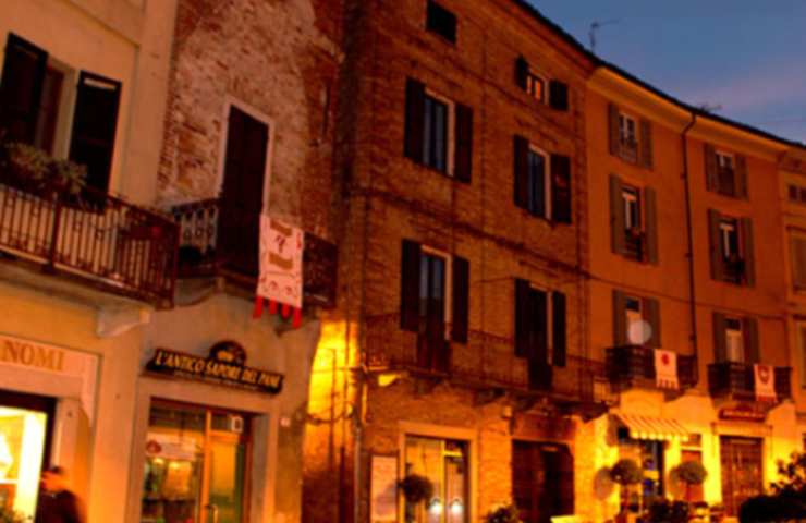 Tramonto in paese