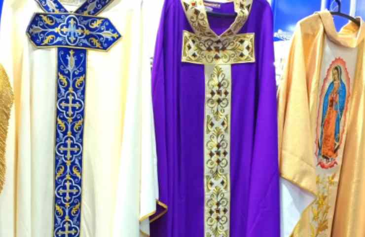 Vesti sacerdotali