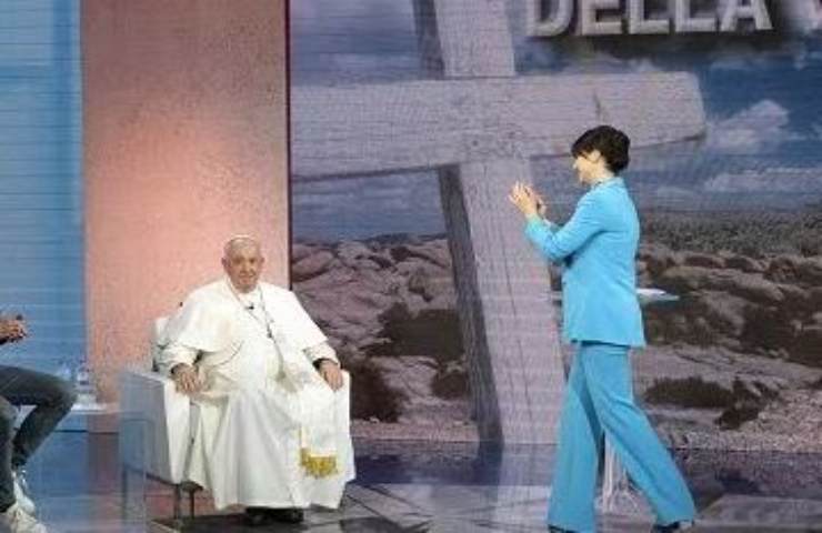 papa francesco apparizioni trevignano