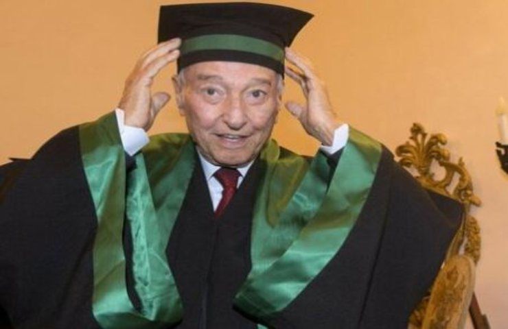 piero angela titolo studio