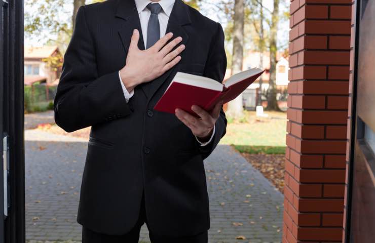 Testimoni di Geova e fede cristiana