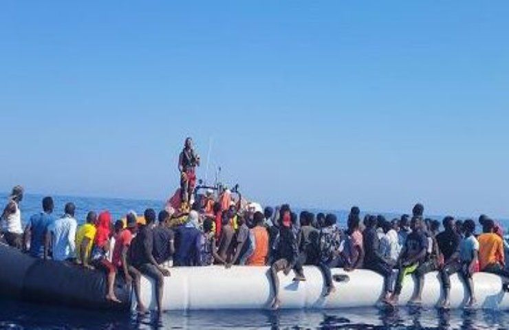 sbarchi migranti lampedusa