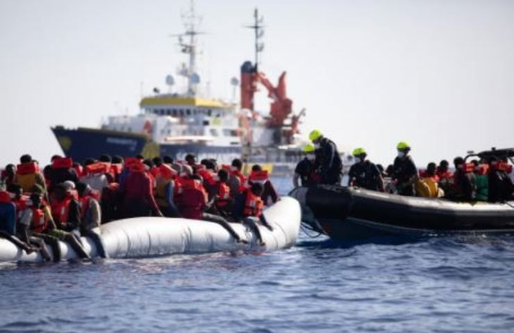 migranti bambini miuoiono