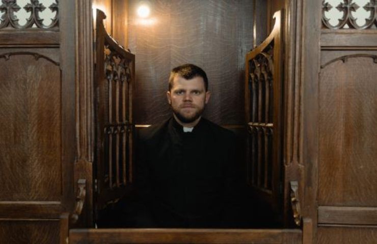 prete può violare segreto confessionale