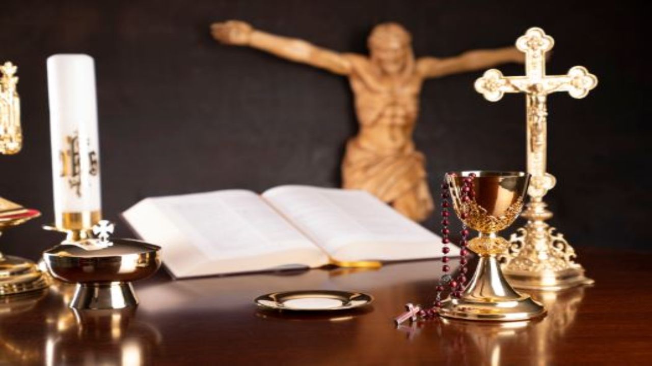 vaticano condanna distruzione simboli religiosi