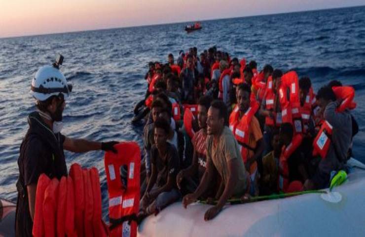 sbarchi migranti lampedusa
