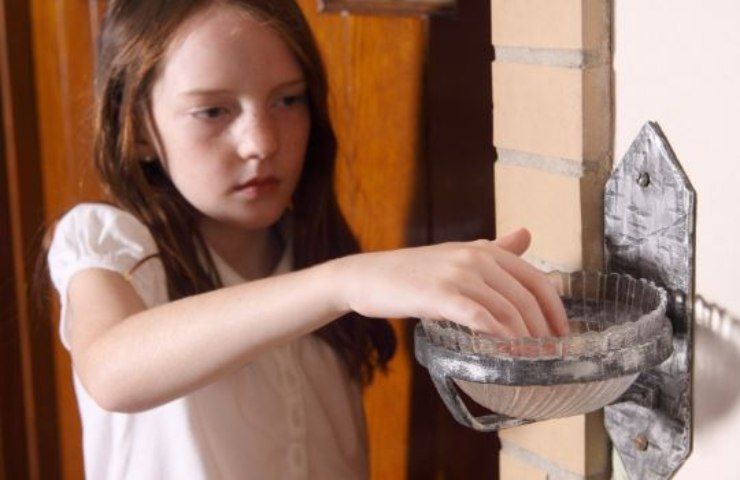 acqua santa come usarla