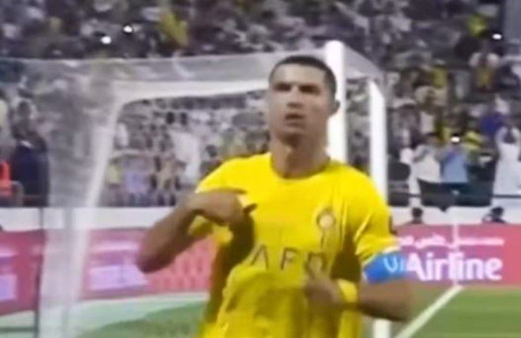 ronaldo segno croce