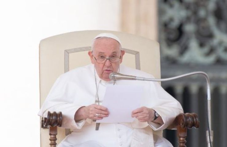 papa francesco santa kateri esempio